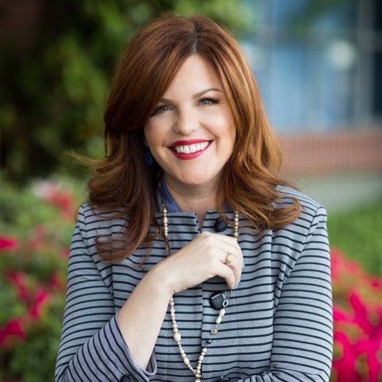 Amanda Gibson Headshot